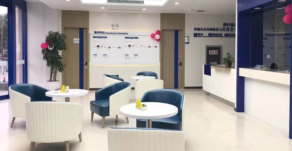 Comfortable Patient Recovery Area